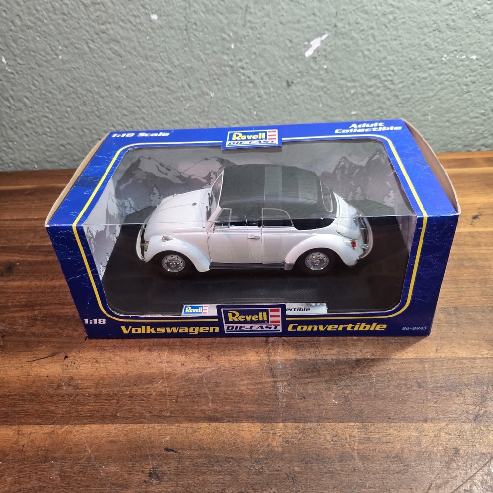 RARE Revell Volkswagen Convertible 1:18 Scale Die-Cast No. 86-8932 White
